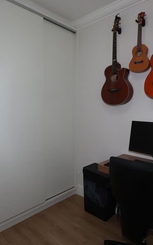 Apartamento à venda com 81m², 3 quartos e 2 vagasQuarto 2