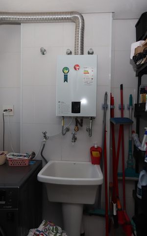 Apartamento à venda com 81m², 3 quartos e 2 vagasÁrea de Serviço
