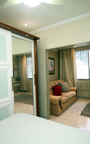 Casa à venda com 361m², 5 quartos e 2 vagasQuarto 1