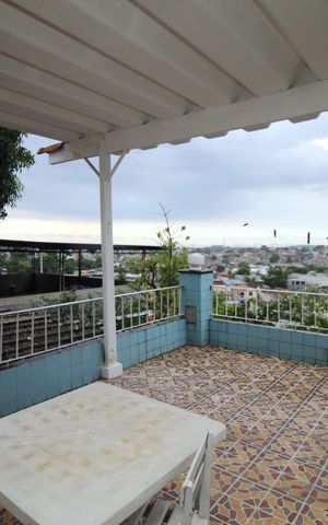 Casa à venda com 361m², 5 quartos e 2 vagasVaranda - Quintal
