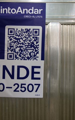 Casa à venda com 361m², 5 quartos e 2 vagasPlaca