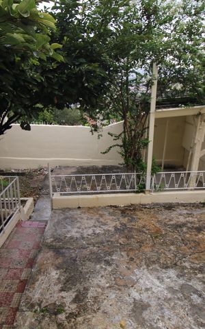 Casa à venda com 361m², 5 quartos e 2 vagasQuintal Fundos