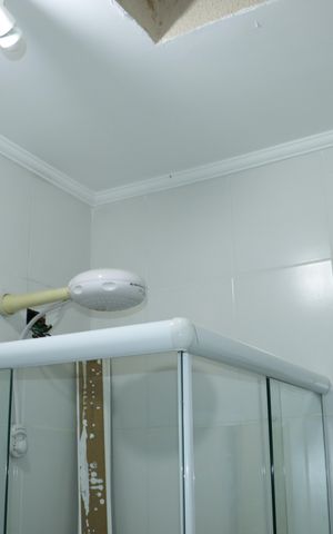 Casa de condomínio para alugar com 110m², 3 quartos e 2 vagasBanheiro Social