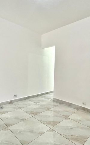 Casa para alugar com 75m², 2 quartos e 1 vaga Casa para alugar com 75m², 2 quartos e 1 vagaSala