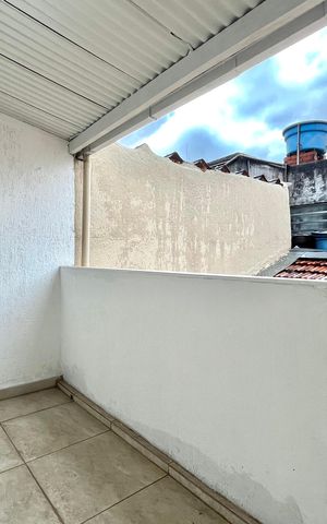 Casa para alugar com 75m², 2 quartos e 1 vaga Casa para alugar com 75m², 2 quartos e 1 vagaÁrea de Serviço