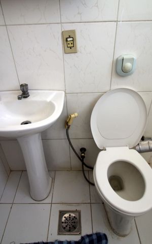 Apartamento à venda com 90m², 2 quartos e sem vagaBanheiro Social