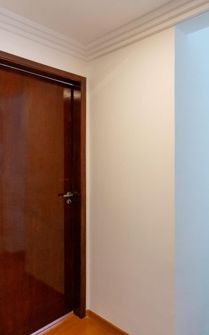 Casa de condomínio à venda com 225m², 3 quartos e 3 vagas Casa de condomínio à venda com 225m², 3 quartos e 3 vagasCorredor