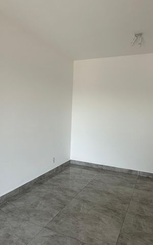 Apartamento para alugar com 55m², 2 quartos e 1 vagaSala