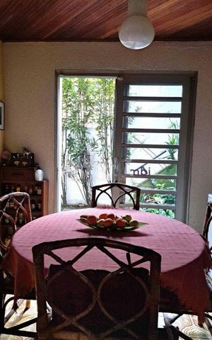 Casa à venda com 362m², 4 quartos e 4 vagas
