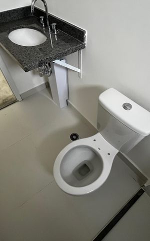 Apartamento à venda com 155m², 3 quartos e 2 vagas Apartamento à venda com 155m², 3 quartos e 2 vagasBanheiro da Suíte 2