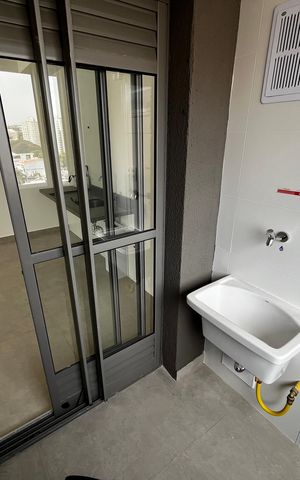 Apartamento à venda com 155m², 3 quartos e 2 vagas Apartamento à venda com 155m², 3 quartos e 2 vagasÁrea de Serviço
