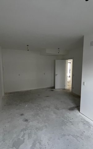 Apartamento à venda com 155m², 3 quartos e 2 vagas Apartamento à venda com 155m², 3 quartos e 2 vagasSuíte 2