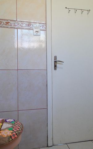 Casa à venda com 837m², 3 quartos e 2 vagasBanheiro 2
