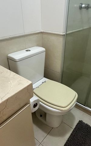 Apartamento à venda com 78m², 2 quartos e 1 vaga Apartamento à venda com 78m², 2 quartos e 1 vagaBanheiro Social