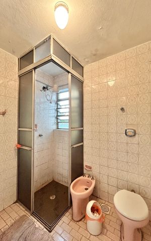 Apartamento à venda com 65m², 2 quartos e sem vaga Apartamento à venda com 65m², 2 quartos e sem vagaBanheiro Social