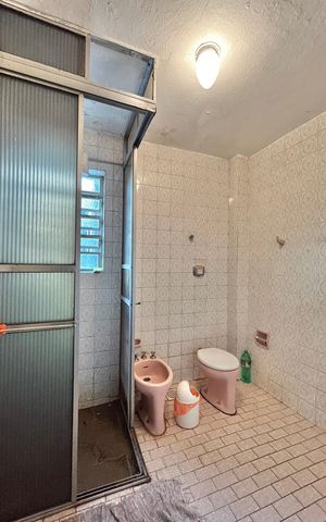 Apartamento à venda com 65m², 2 quartos e sem vaga Apartamento à venda com 65m², 2 quartos e sem vagaBanheiro Social
