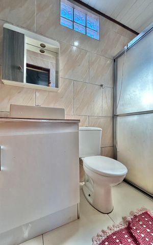 Apartamento à venda com 140m², 3 quartos e 2 vagas Apartamento à venda com 140m², 3 quartos e 2 vagasBanheiro da Suíte