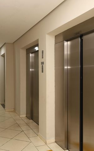 Apartamento à venda com 51m², 2 quartos e 1 vagaÁrea comum - Saguão do prédio