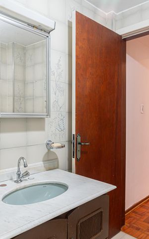 Apartamento à venda com 70m², 2 quartos e sem vaga Apartamento à venda com 70m², 2 quartos e sem vagaBanheiro
