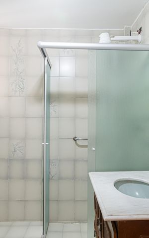 Apartamento à venda com 70m², 2 quartos e sem vaga Apartamento à venda com 70m², 2 quartos e sem vagaBanheiro