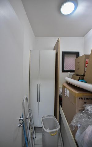 Apartamento para alugar com 191m², 3 quartos e 3 vagasQuarto de Serviço