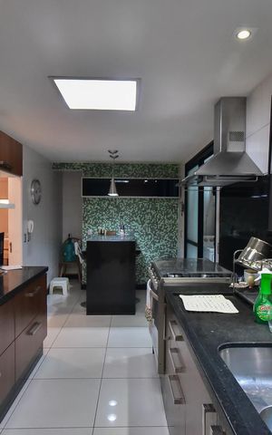 Apartamento para alugar com 191m², 3 quartos e 3 vagasCozinha