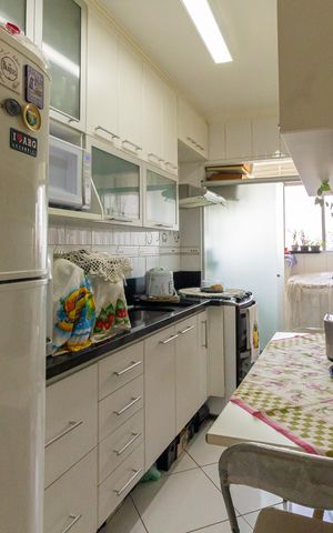 Apartamento à venda com 52m², 2 quartos e 1 vagaCozinha