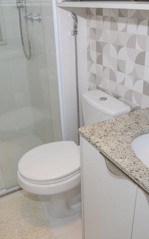 Apartamento à venda com 69m², 2 quartos e 1 vaga Apartamento à venda com 69m², 2 quartos e 1 vagaBanheiro da Suíte