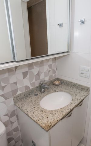 Apartamento à venda com 69m², 2 quartos e 1 vaga Apartamento à venda com 69m², 2 quartos e 1 vagaBanheiro Social