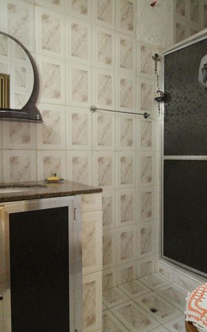 Casa para alugar com 599m², 6 quartos e 6 vagasBanheiro da suíte 2