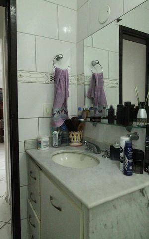 Casa para alugar com 599m², 6 quartos e 6 vagasBanheiro social 1