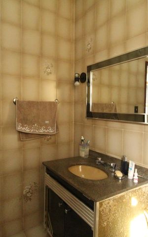 Casa para alugar com 599m², 6 quartos e 6 vagasBanheiro social 2