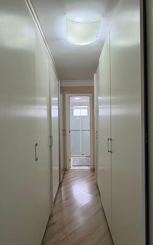 Casa à venda com 167m², 3 quartos e 3 vagas Casa à venda com 167m², 3 quartos e 3 vagasCloset da suíte 3