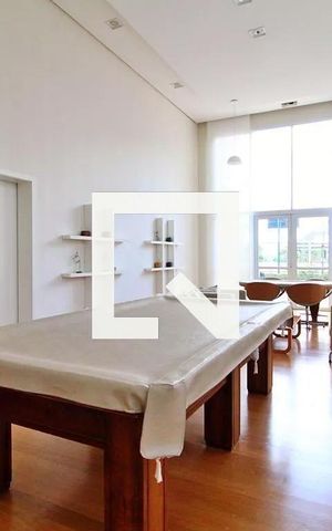 Casa à venda com 167m², 3 quartos e 3 vagas Casa à venda com 167m², 3 quartos e 3 vagasÁrea comum