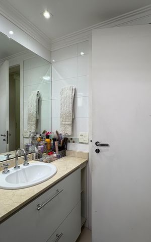 Casa à venda com 167m², 3 quartos e 3 vagas Casa à venda com 167m², 3 quartos e 3 vagasBanheiro da suíte 3