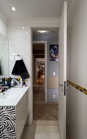 Casa à venda com 167m², 3 quartos e 3 vagas Casa à venda com 167m², 3 quartos e 3 vagasBanheiro da suíte 2