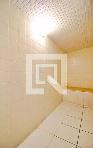 Casa à venda com 167m², 3 quartos e 3 vagas Casa à venda com 167m², 3 quartos e 3 vagasSaúna