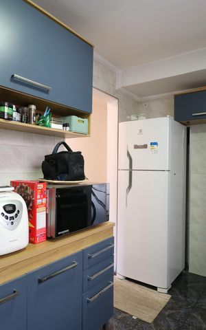 Apartamento à venda com 74m², 2 quartos e sem vagaCozinha e Área de Serviço