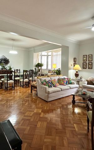 Apartamento à venda com 280m², 5 quartos e 1 vaga Apartamento à venda com 280m², 5 quartos e 1 vagaSala