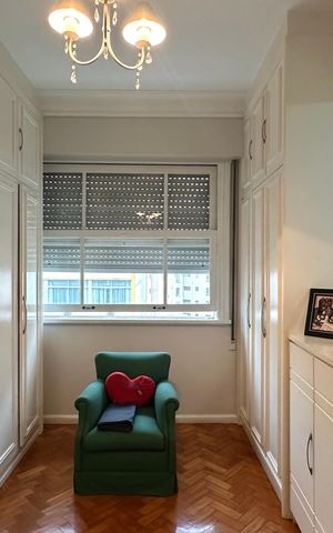 Apartamento à venda com 280m², 5 quartos e 1 vaga Apartamento à venda com 280m², 5 quartos e 1 vagaSuíte