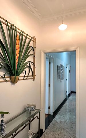 Apartamento à venda com 280m², 5 quartos e 1 vaga Apartamento à venda com 280m², 5 quartos e 1 vagaSala