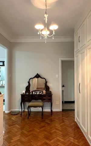 Apartamento à venda com 280m², 5 quartos e 1 vaga Apartamento à venda com 280m², 5 quartos e 1 vagaSuíte