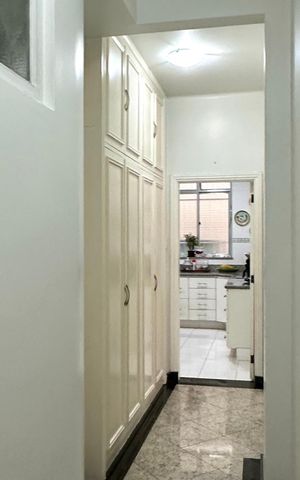 Apartamento à venda com 280m², 5 quartos e 1 vaga Apartamento à venda com 280m², 5 quartos e 1 vagaSala