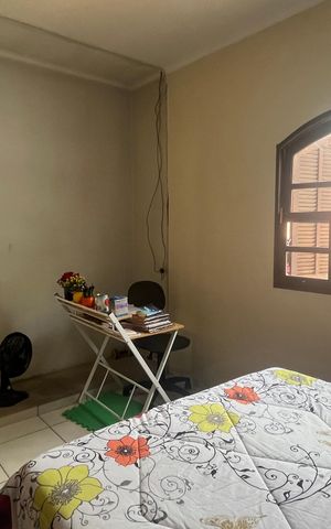 Casa à venda com 260m², 3 quartos e 2 vagas Casa à venda com 260m², 3 quartos e 2 vagasSuíte