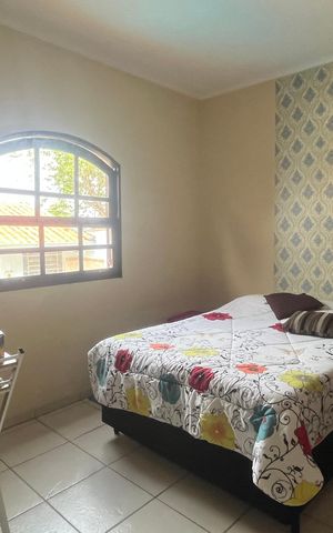 Casa à venda com 260m², 3 quartos e 2 vagas Casa à venda com 260m², 3 quartos e 2 vagasSuíte