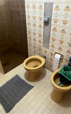 Casa à venda com 260m², 3 quartos e 2 vagas Casa à venda com 260m², 3 quartos e 2 vagasBanheiro da Suíte