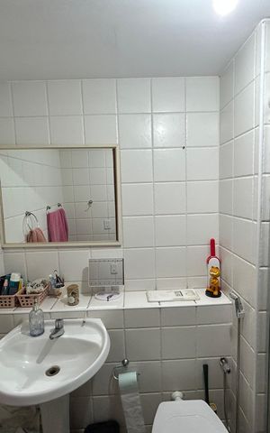 Apartamento à venda com 67m², 2 quartos e 1 vagaBanheiro Social