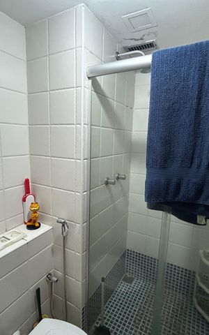 Apartamento à venda com 67m², 2 quartos e 1 vagaBanheiro Social