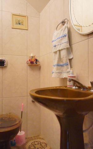 Casa à venda com 300m², 4 quartos e sem vagaLavabo 1
