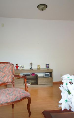 Casa à venda com 300m², 4 quartos e sem vagaSala